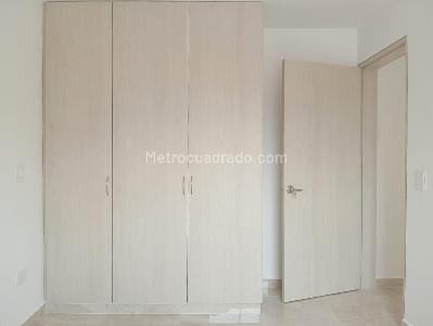 Apartamento en venta en Laureles, Medellín · foto 8 de 19