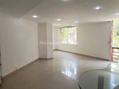 Apartamento en venta en Belen, Medellín · foto 4 de 17