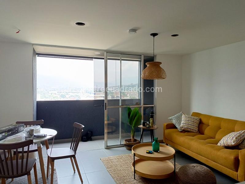 Apartamento Amoblado de 2 Alcobas en Arriendo en Guayabal