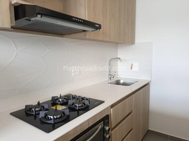 Apartamento Amoblado de 2 Alcobas en Arriendo en Guayabal - 6