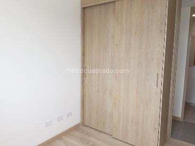 Apartamento en arriendo en Guayabal, Medellín · foto 8 de 14