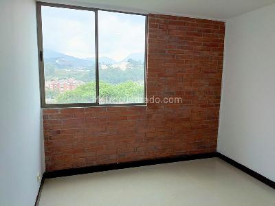 Apartamento de 3 alcobas en venta en Belen, Medellín, 95 m² · foto 11 de 17