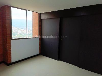 Apartamento de 3 alcobas en venta en Belen, Medellín, 95 m² · foto 9 de 17
