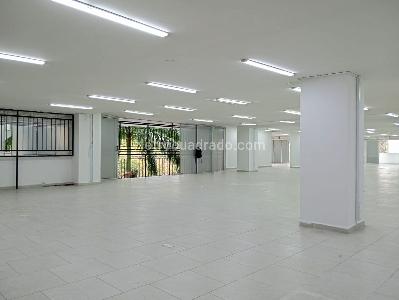 Local Comercial en Arriendo, LAURELES, Medellín