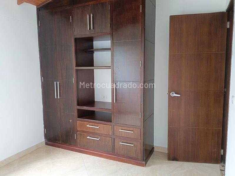 Casa de 4 Alcobas y 3 Baños en Conjunto Cerrado en Belén - 7