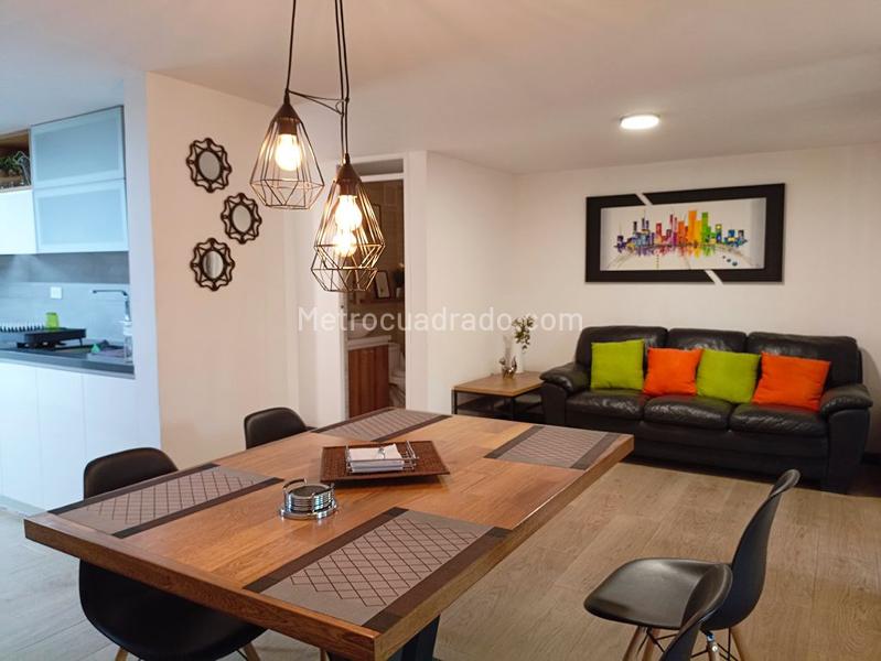 Furnished 4BR House in Gated Community near Malls in Belún - 3