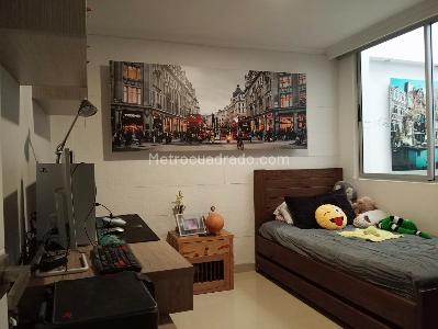 Casa de 4 alcobas en venta en Laureles, Medellín, 150 m² · foto 14 de 19