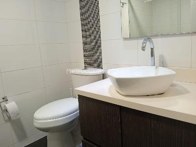 Casa de 4 alcobas en venta en Laureles, Medellín, 150 m² · foto 18 de 19
