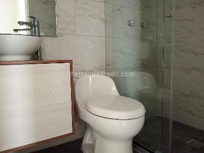 Apartamento de 2 alcobas en arriendo en Laureles, Medellín, 60 m² · foto 13 de 14