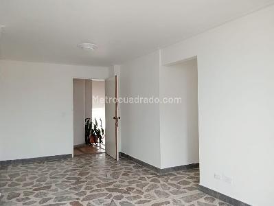 Apartamento de 2 alcobas en arriendo en Laureles, Medellín, 60 m² · foto 3 de 14