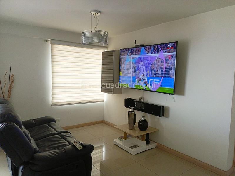 2BR Apartment with Balcony in Belún - 4