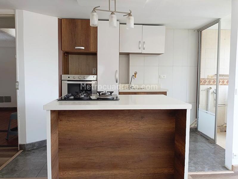 Apartamento Exterior de 3 Alcobas Cerca de Universidades en Belén - 5