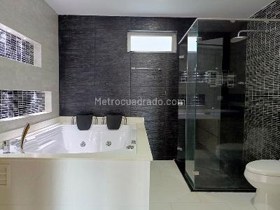Casa de 5 alcobas en arriendo en Altavista, Medellín, 440 m² · foto 12 de 20