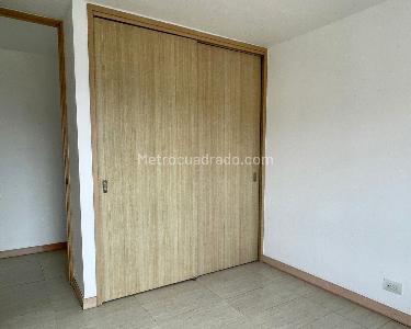 Apartamento de 3 alcobas en venta en Belen, Medellín, 94 m² · foto 4 de 13