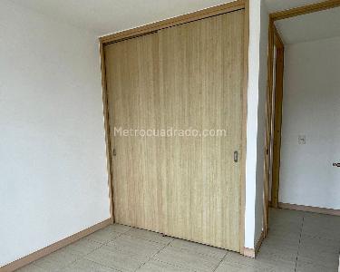 Apartamento de 3 alcobas en venta en Belen, Medellín, 94 m² · foto 7 de 13