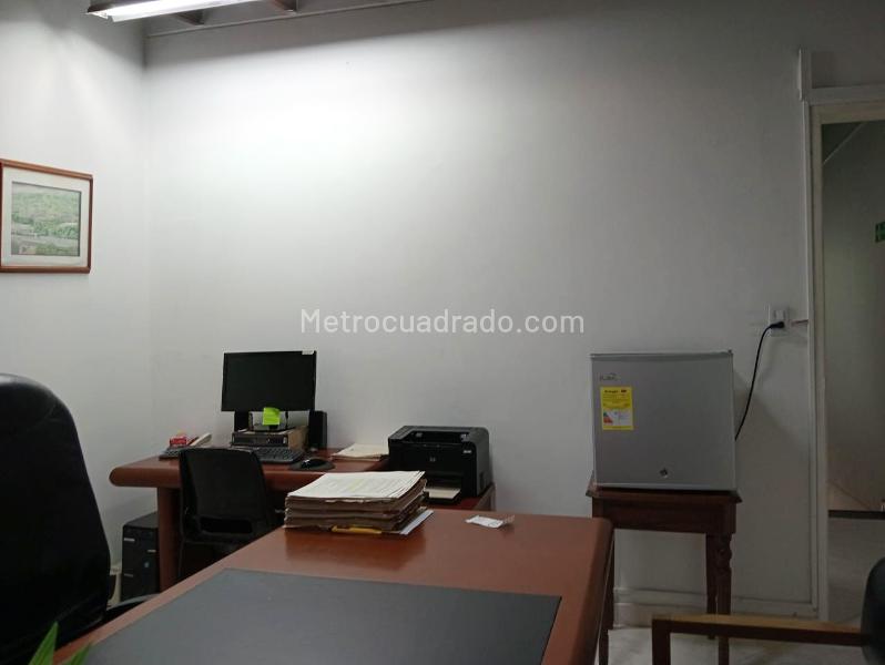 Local Comercial en Arriendo, LAURELES, Medellín - Vista 5
