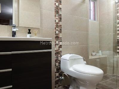 Apartamento de 3 alcobas en venta en Laureles, Medellín, 142 m² · foto 17 de 19
