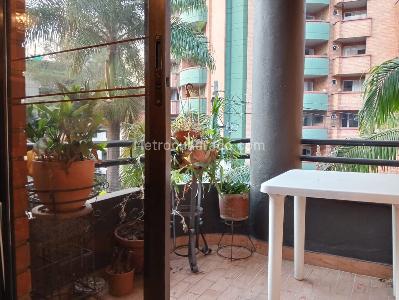 Apartamento de 3 alcobas en venta en Laureles, Medellín, 142 m² · foto 19 de 19