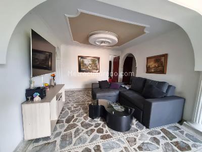 Apartamento en venta en Laureles, Medellín · foto 2 de 17