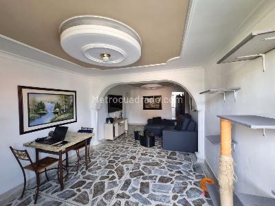 Apartamento en venta en Laureles, Medellín · foto 4 de 17
