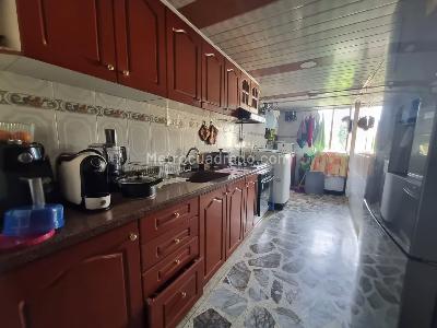 Apartamento en venta en Laureles, Medellín · foto 7 de 17
