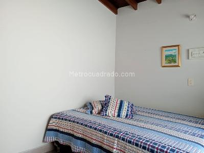 Apartamento de 4 alcobas en venta en Laureles, Medellín, 134 m² · foto 11 de 20