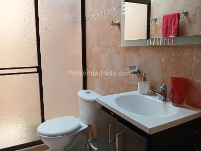 Apartamento de 4 alcobas en venta en Laureles, Medellín, 134 m² · foto 17 de 20