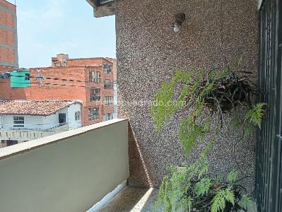 Apartamento de 4 alcobas en venta en Laureles, Medellín, 134 m² · foto 20 de 20