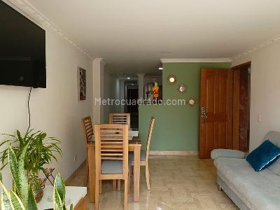 Apartamento de 3 alcobas en arriendo en Belen, Medellín, 84 m² · foto 5 de 15