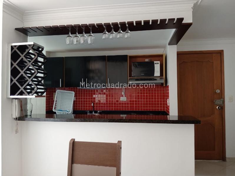 Apartamento Exterior de 2 Alcobas con Balcón en Laureles - 6