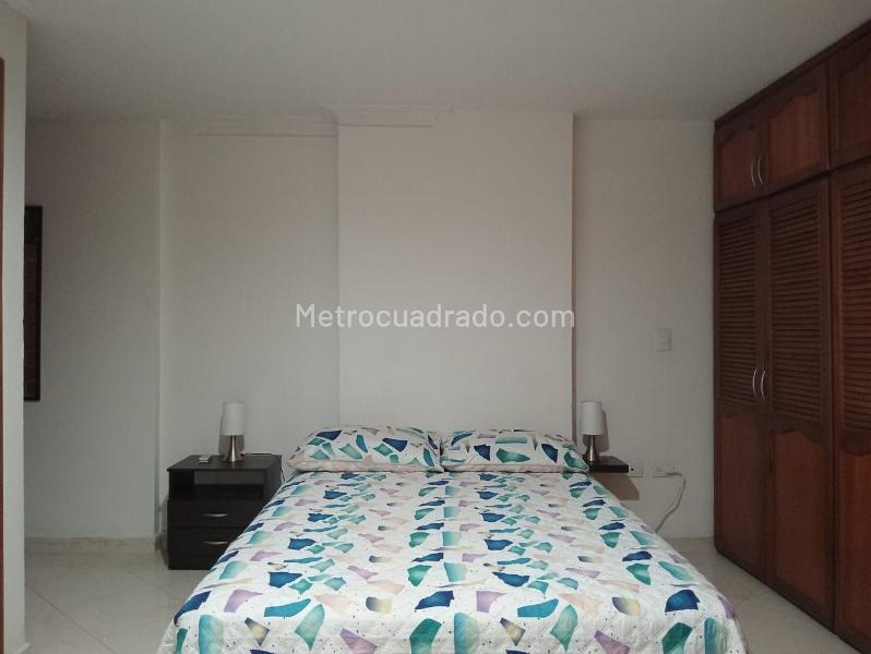 Apartamento Exterior de 2 Alcobas con Balcón en Laureles - 9
