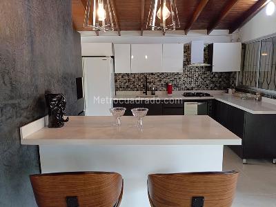Apartamento de 4 alcobas en venta en Belen, Medellín, 164 m² · foto 6 de 20
