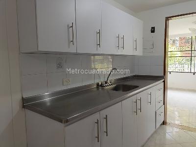 Casa de 4 alcobas en venta en Belen, Medellín, 140 m² · foto 8 de 19
