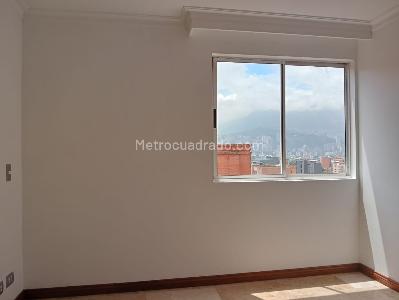 Apartamento de 3 alcobas en venta en Laureles, Medellín, 147 m² · foto 6 de 18