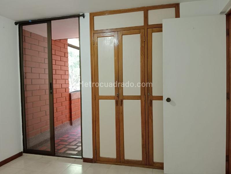 Exterior 2BR Apartment in Laureles - 5