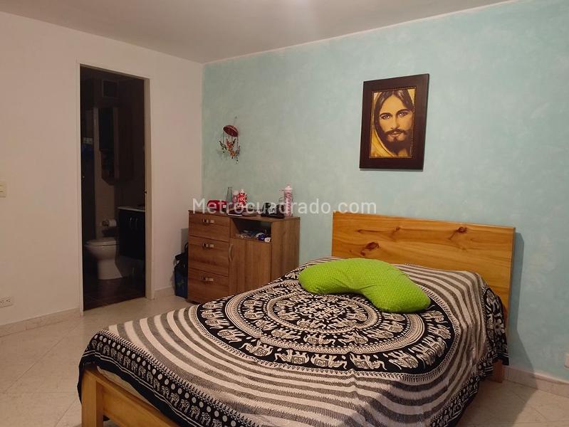 4BR Apartment in Gated Community in Belen with Terrace - 8