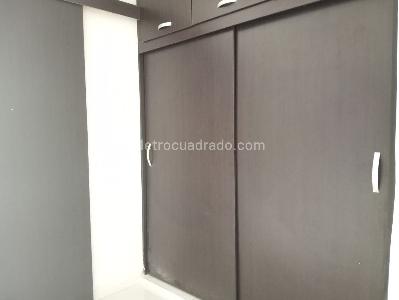 Casa de 3 alcobas en arriendo en Laureles, Medellín, 180 m² · foto 14 de 20