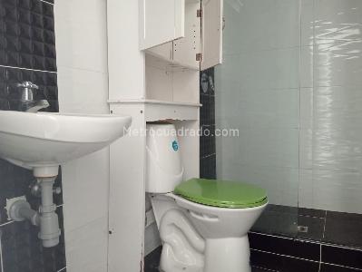 Casa de 3 alcobas en arriendo en Laureles, Medellín, 180 m² · foto 17 de 20