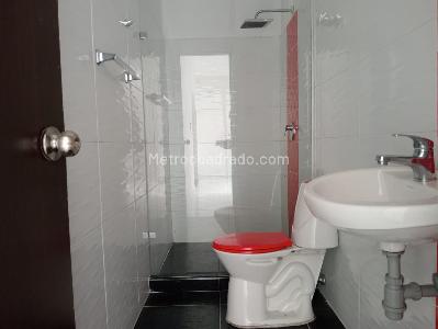 Casa de 3 alcobas en arriendo en Laureles, Medellín, 180 m² · foto 18 de 20