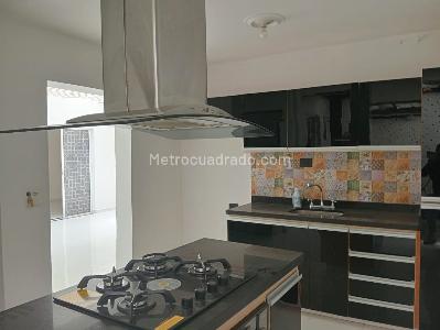 Casa de 3 alcobas en arriendo en Laureles, Medellín, 180 m² · foto 7 de 20