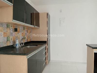 Casa de 3 alcobas en arriendo en Laureles, Medellín, 180 m² · foto 8 de 20