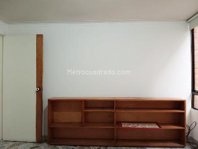 Apartamento de 3 alcobas en venta en Laureles, Medellín, 138 m² · foto 12 de 20