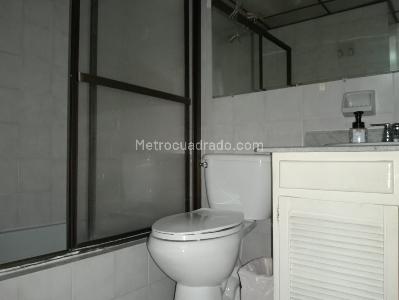 Apartamento de 3 alcobas en venta en Laureles, Medellín, 138 m² · foto 17 de 20
