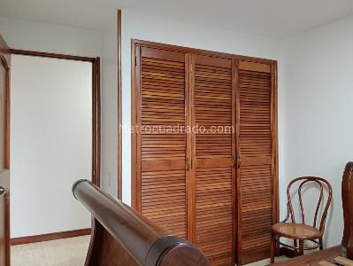 Apartamento de 3 alcobas en venta en Laureles, Medellín, 141 m² · foto 10 de 20