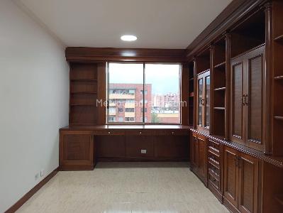 Apartamento de 3 alcobas en venta en Laureles, Medellín, 141 m² · foto 13 de 20