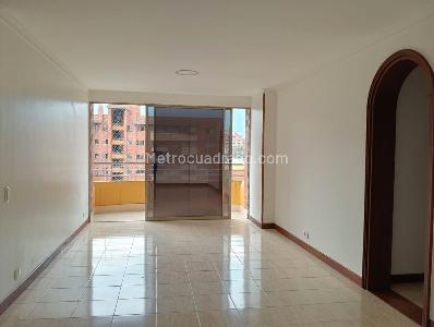 Apartamento de 3 alcobas en venta en Laureles, Medellín, 141 m² · foto 3 de 20