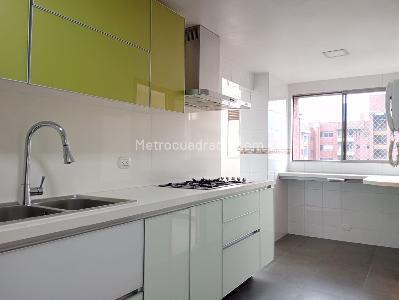 Apartamento de 3 alcobas en venta en Laureles, Medellín, 141 m² · foto 5 de 20