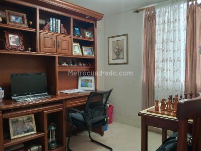 Apartamento de 3 alcobas en venta en Laureles, Medellín, 157 m² · foto 14 de 20