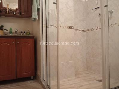 Apartamento de 3 alcobas en venta en Laureles, Medellín, 157 m² · foto 16 de 20