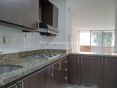 Apartamento en venta en Laureles, Medellín · foto 6 de 19